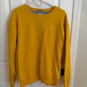 Champion Men’s Crewneck Sweatshirt in Mustard Men’s Large